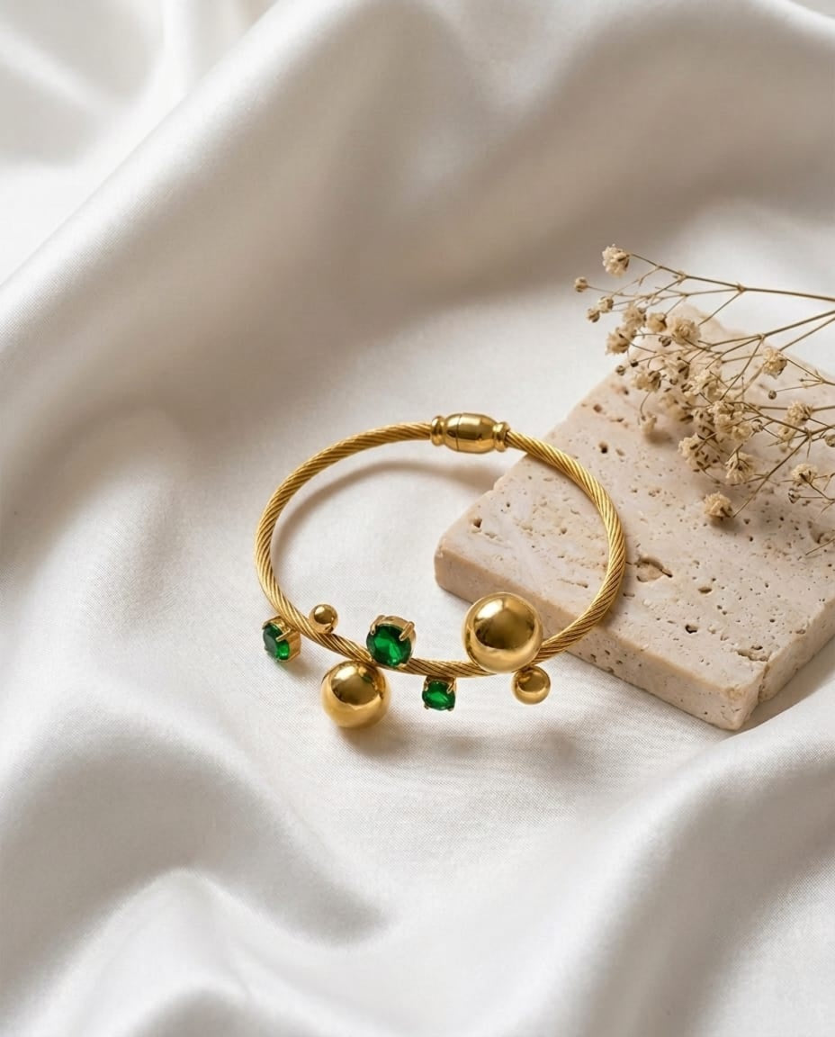 Green Stone Orb Bracelet