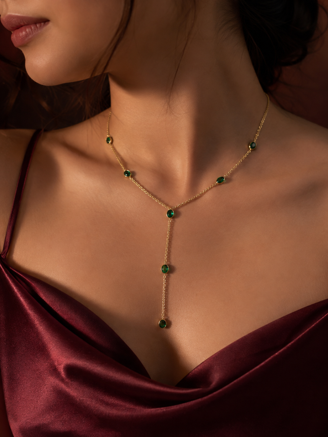 Emerald Green Lariat Necklace